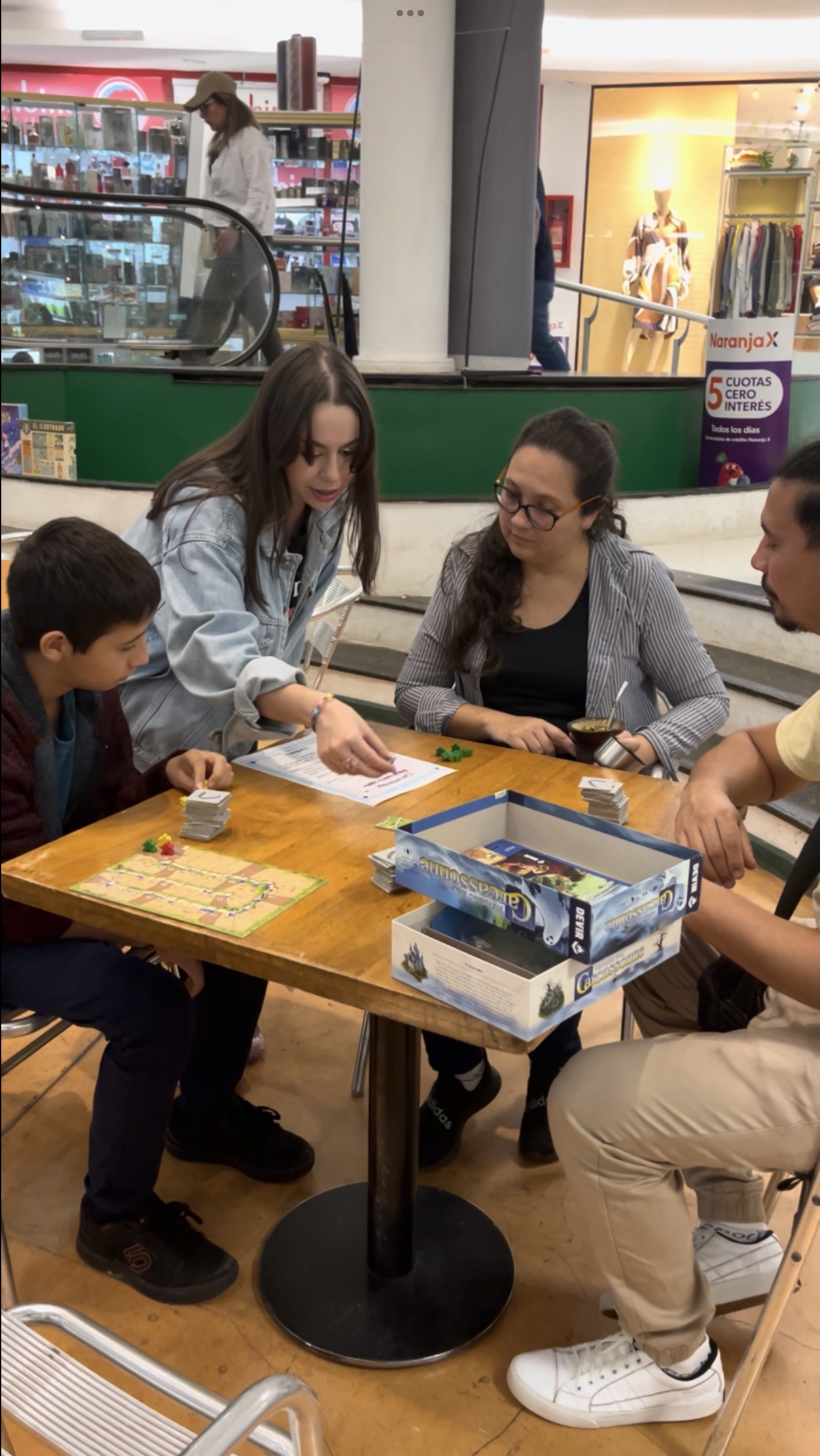 Tardes de juegos de mesa en Posadas Plaza Shopping